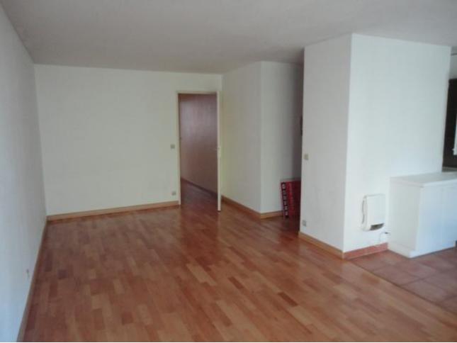 T2 non meublé de 46.58m² cave-garage-ascenseur - Gambetta