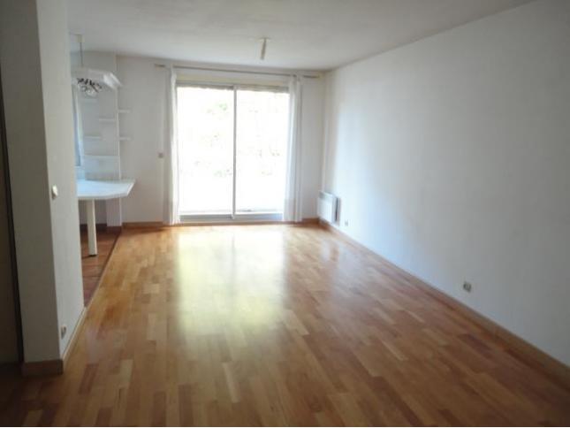T2 non meublé de 46.58m² cave-garage-ascenseur - Gambetta