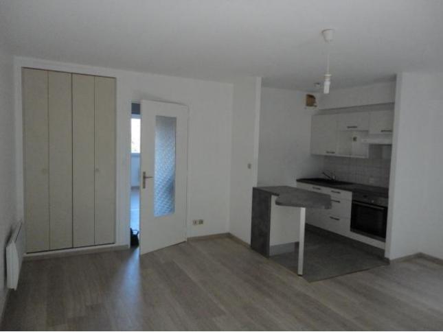 F2 non meublé de 42.50m² avec garage - Victor Hugo à LILLE