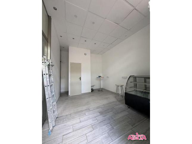 Local commercial de 20.25m² - Bigo Danel à LILLE
